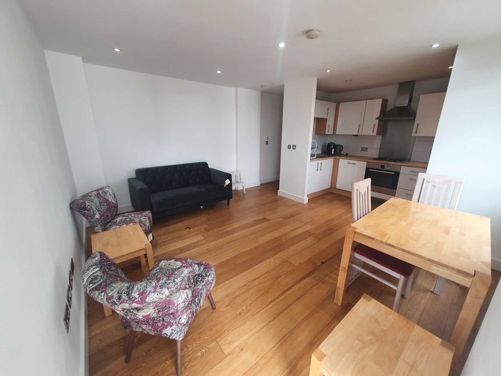 Property photo 2 of 13