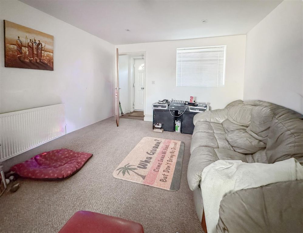 Property photo 2 of 15 10-Img_2979.Jpg