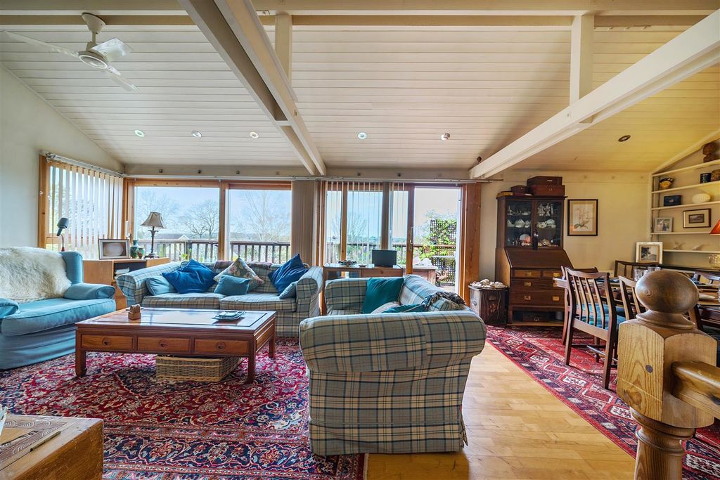 Property photo 3 of 22 1435876-4-69Cbab1146295.Jpg