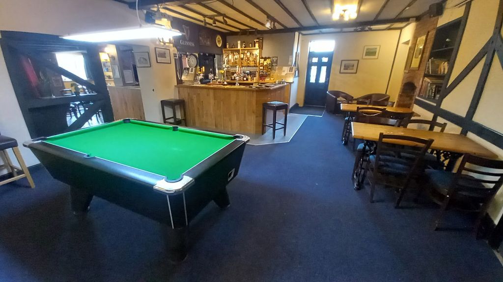 Property photo 3 of 9