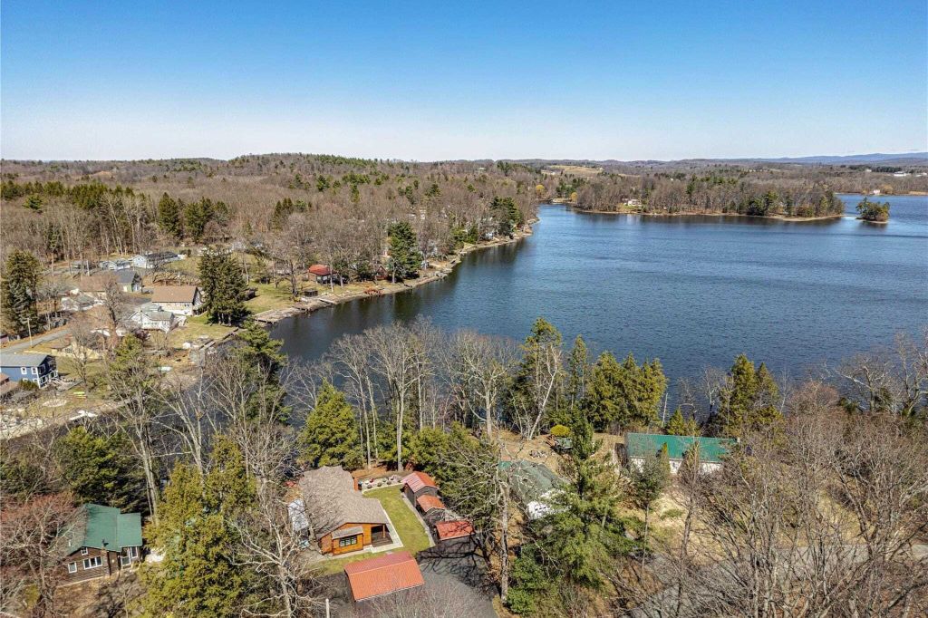 Property photo 1 of 31