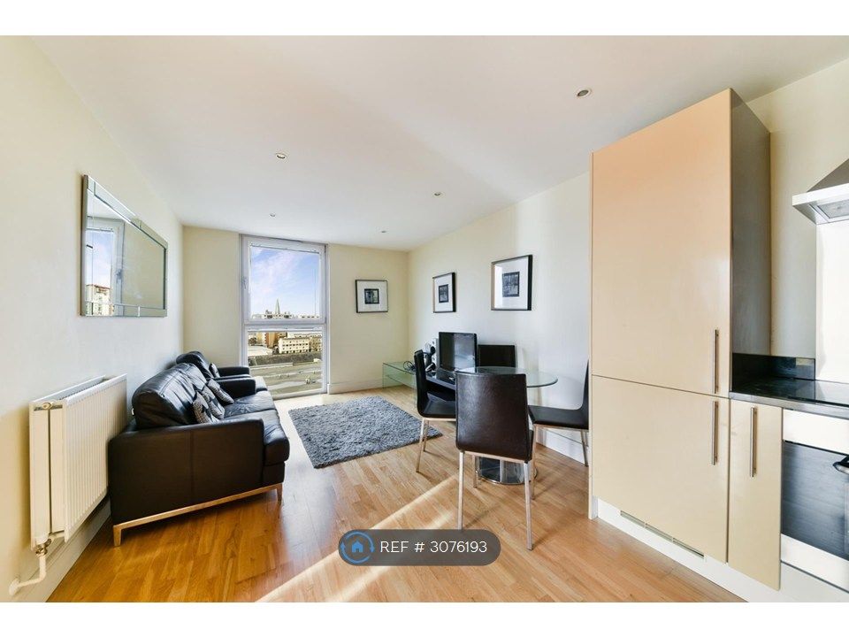 Property photo 1 of 5 Lounge