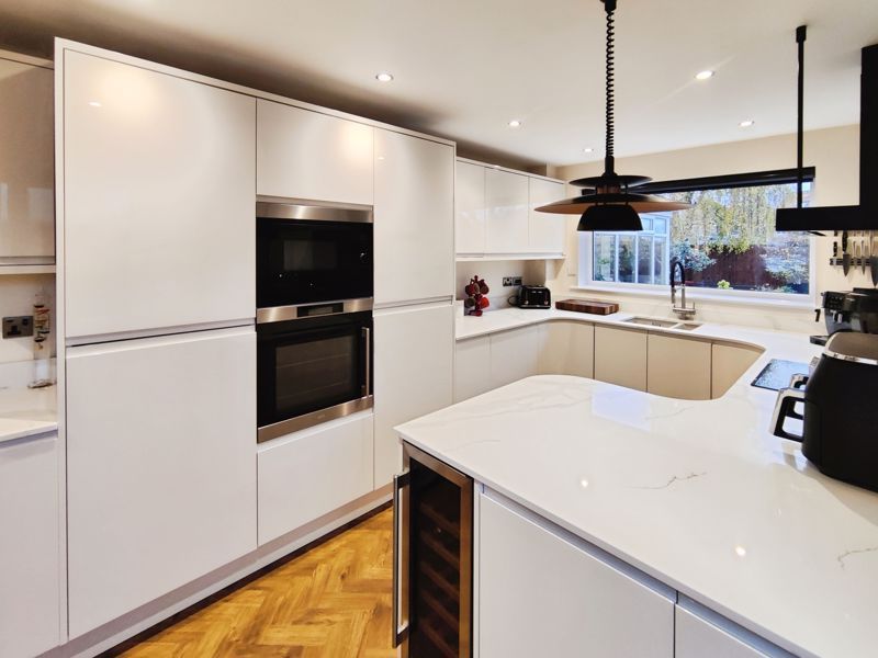 Property photo 2 of 19 Photo 12