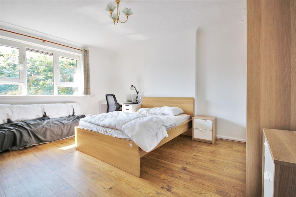 Property photo 3 of 9 Img_2166.Jpg