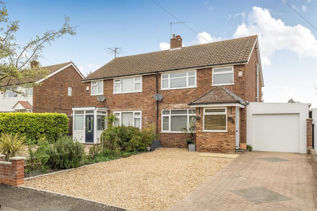 Property photo 1 of 17 1434993-1-69c2E149c0646.Jpg