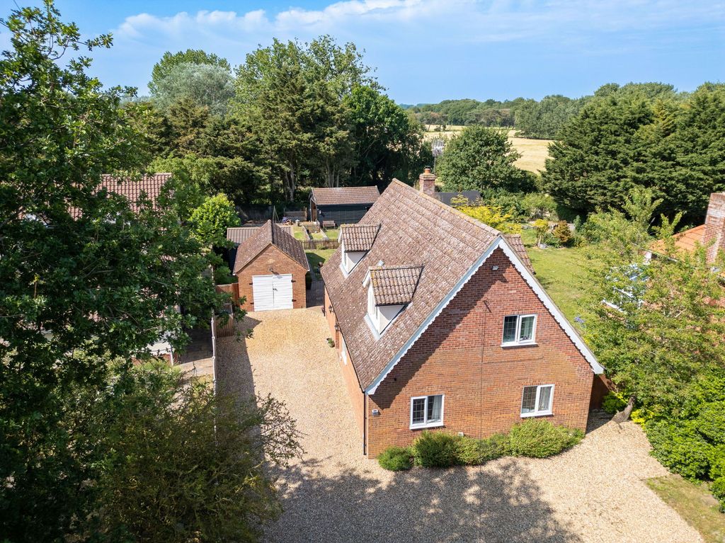 Property photo 1 of 34