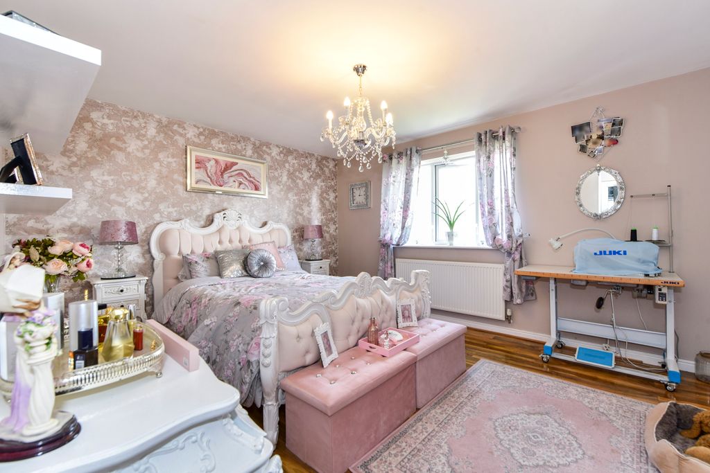 Additional image 15 of 4 bed detached house for saleWhite Cross View, Barnsley S70