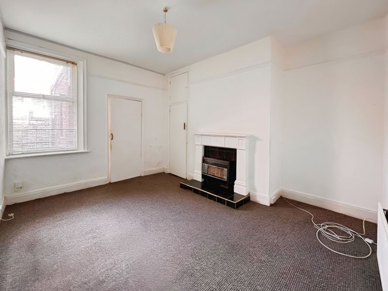 Property photo 2 of 11 Photo 8