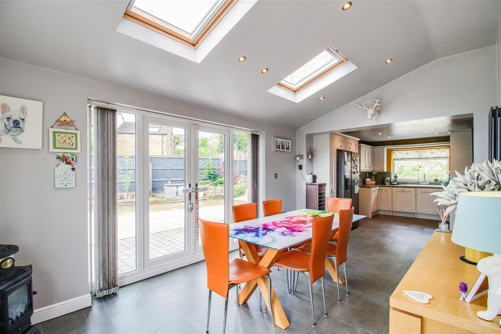 Property photo 3 of 15 Kitchen Diner