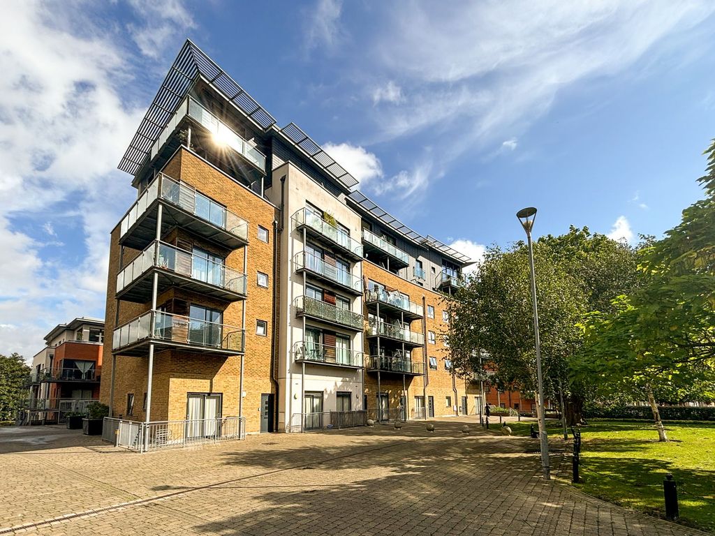 Property photo 2 of 7