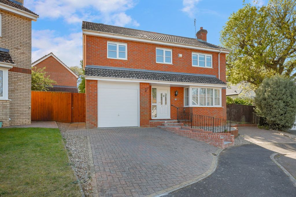 Property photo 1 of 24