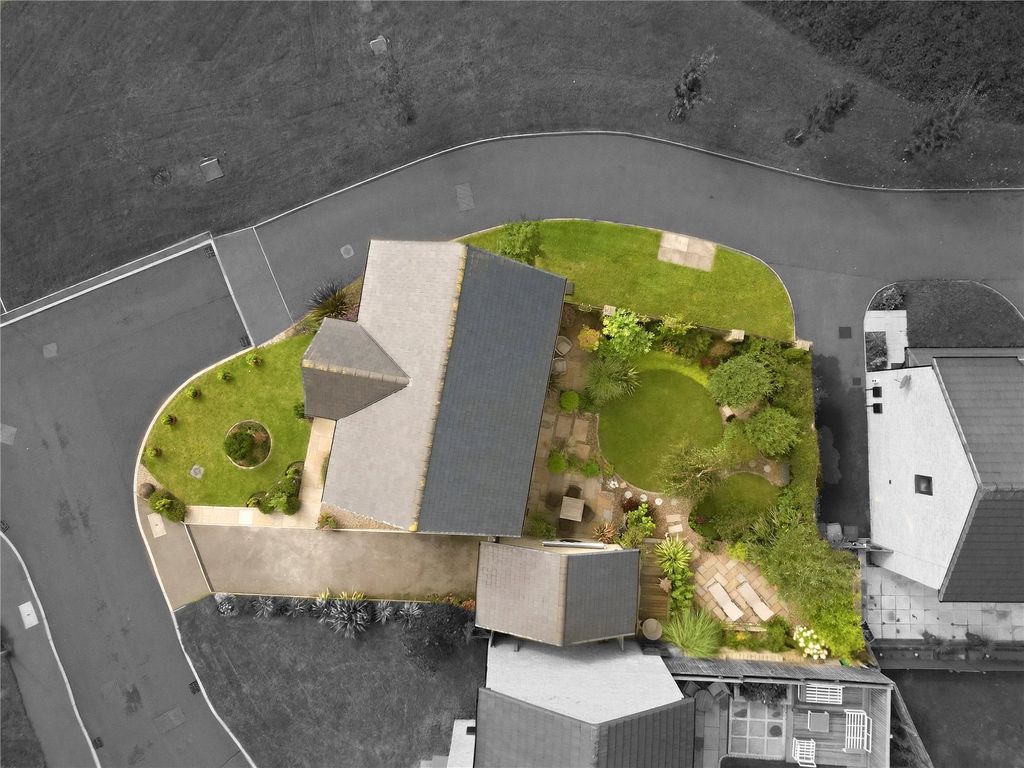 Property photo 3 of 44 Drone