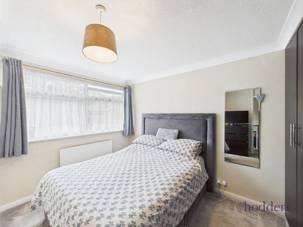 Property photo 3 of 16 Picture No. 13
