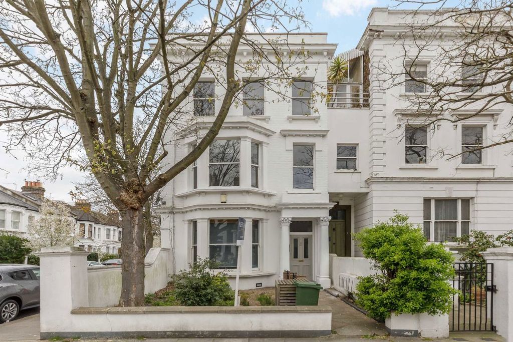 Property photo 1 of 6