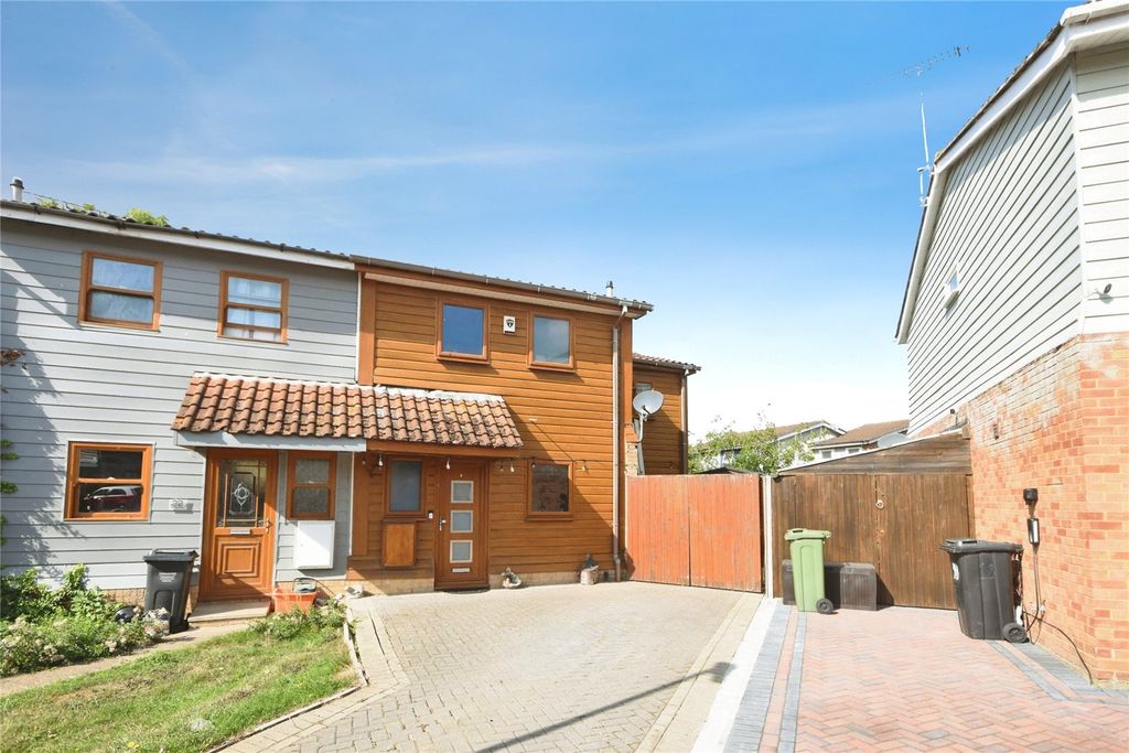 Property photo 1 of 33 Picture No. 76