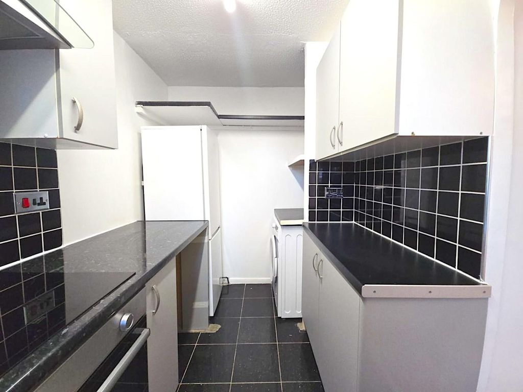 Property photo 3 of 6 What Image 2025-12-10 At 17.20.06.Jpeg