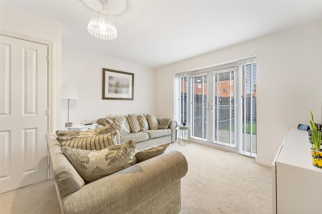 Property photo 2 of 21 75 Layton Way-18.Jpg