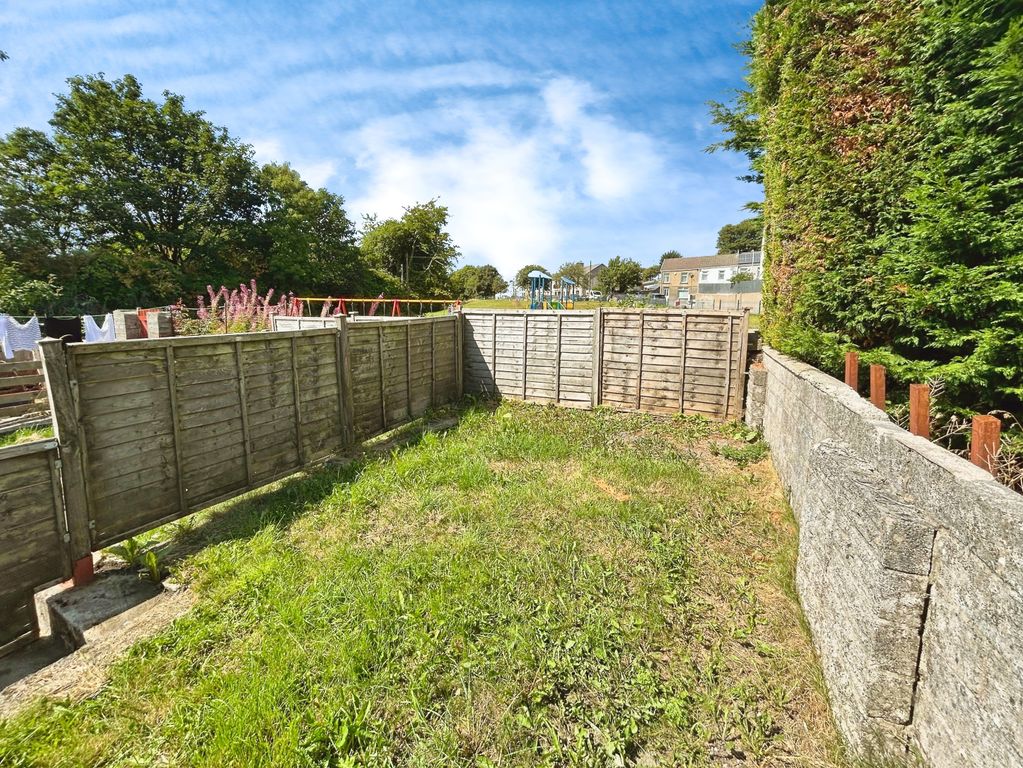 Property photo 2 of 20 Garden