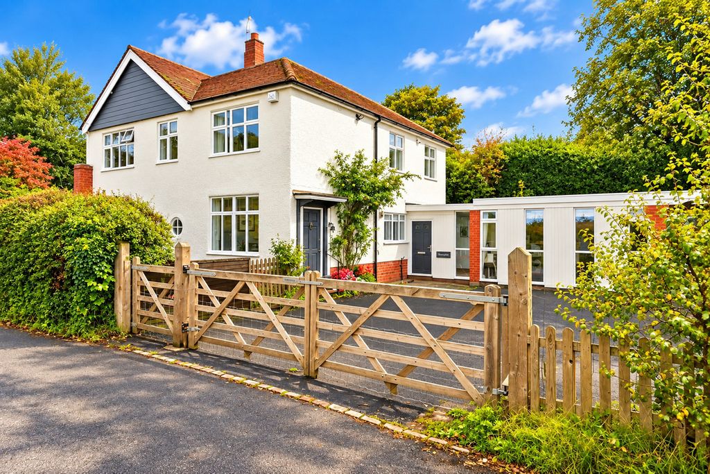 Property photo 3 of 47