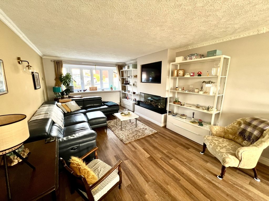 Property photo 2 of 24 Img_6028