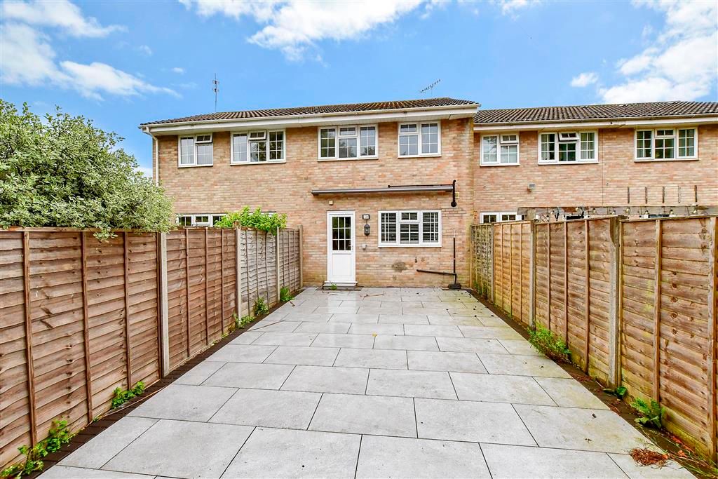 Property photo 2 of 12 Rear Garden