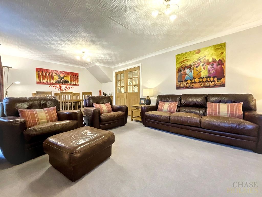 Property photo 2 of 41