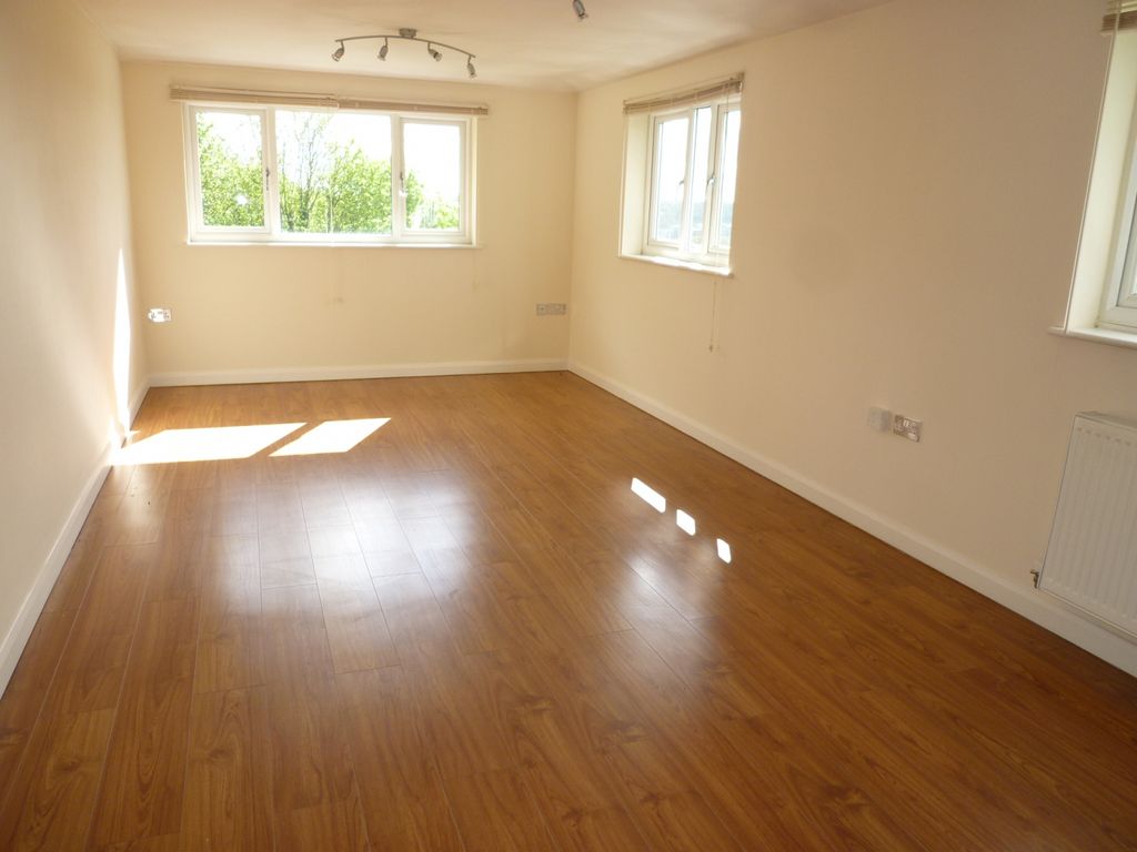 Property photo 2 of 6 Gallery