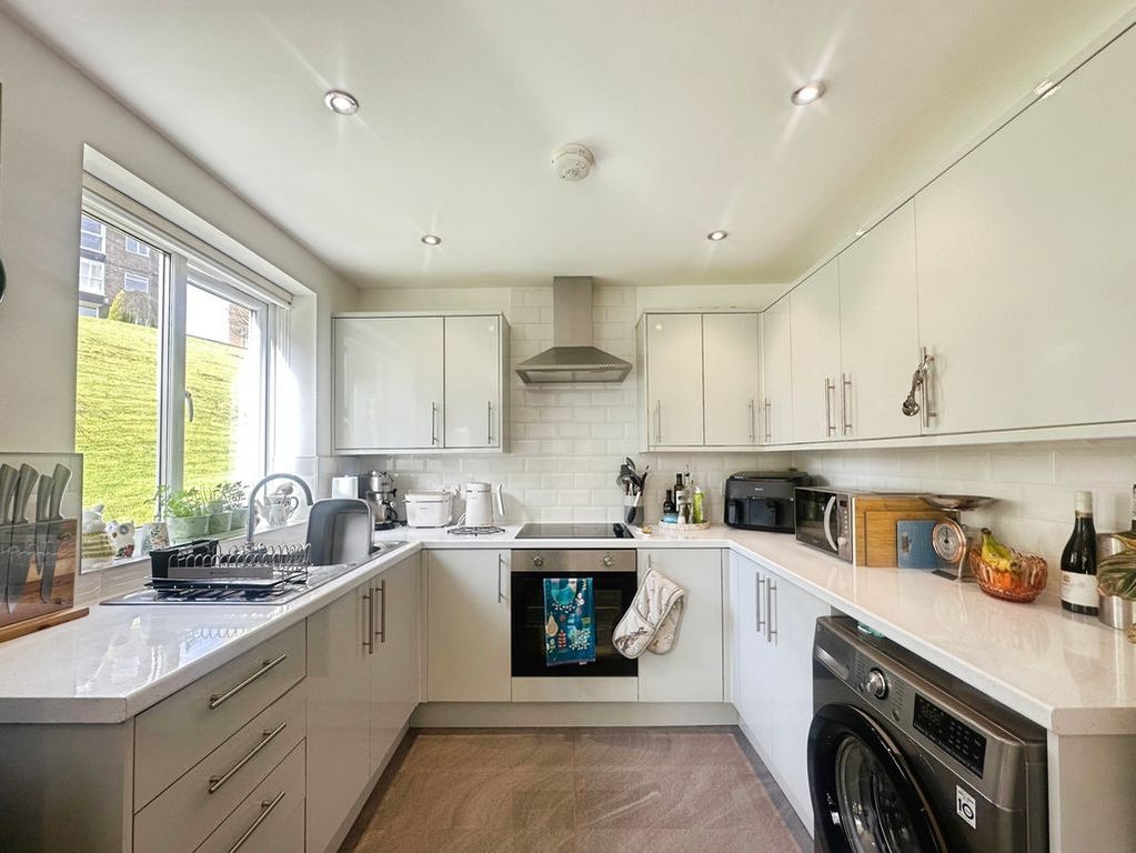 Property photo 3 of 18 Photo 8