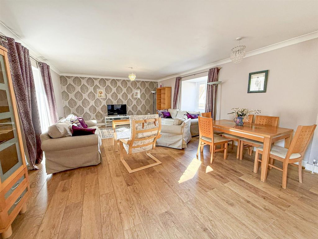 Property photo 3 of 10 9-1.Jpg