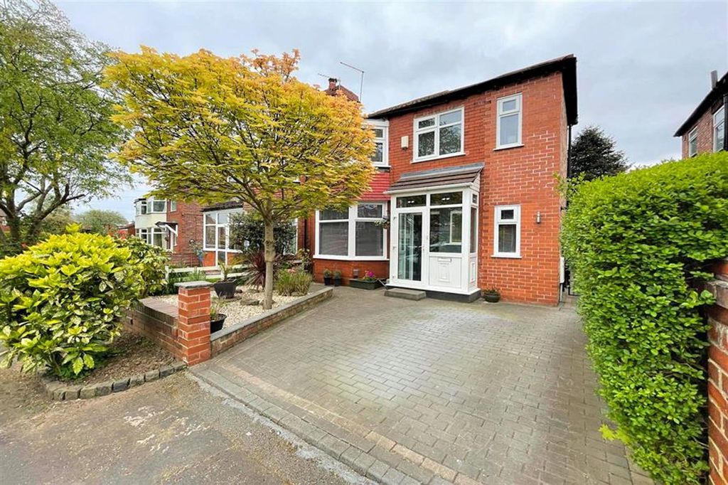 Property photo 1 of 25