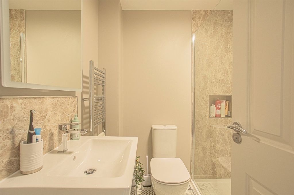 Property photo 3 of 11 Picture No. 05