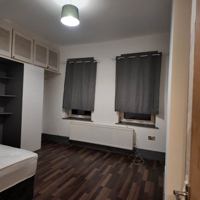 Property photo 3 of 4