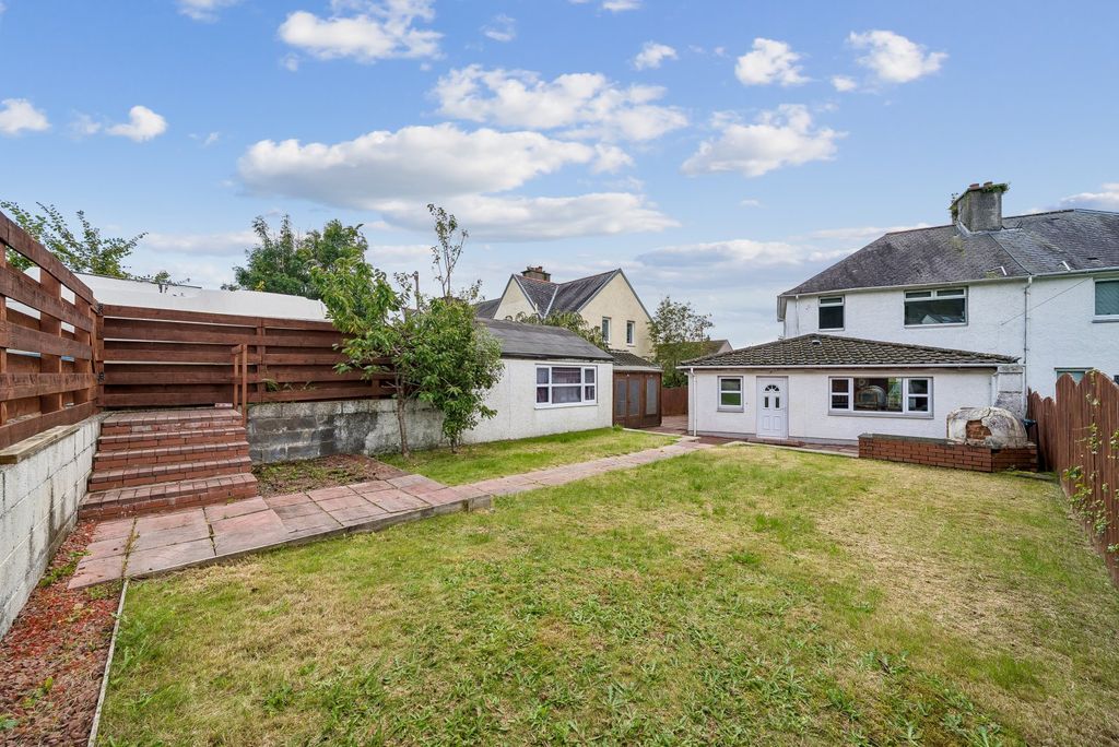 Property photo 3 of 37 Picture No. 35