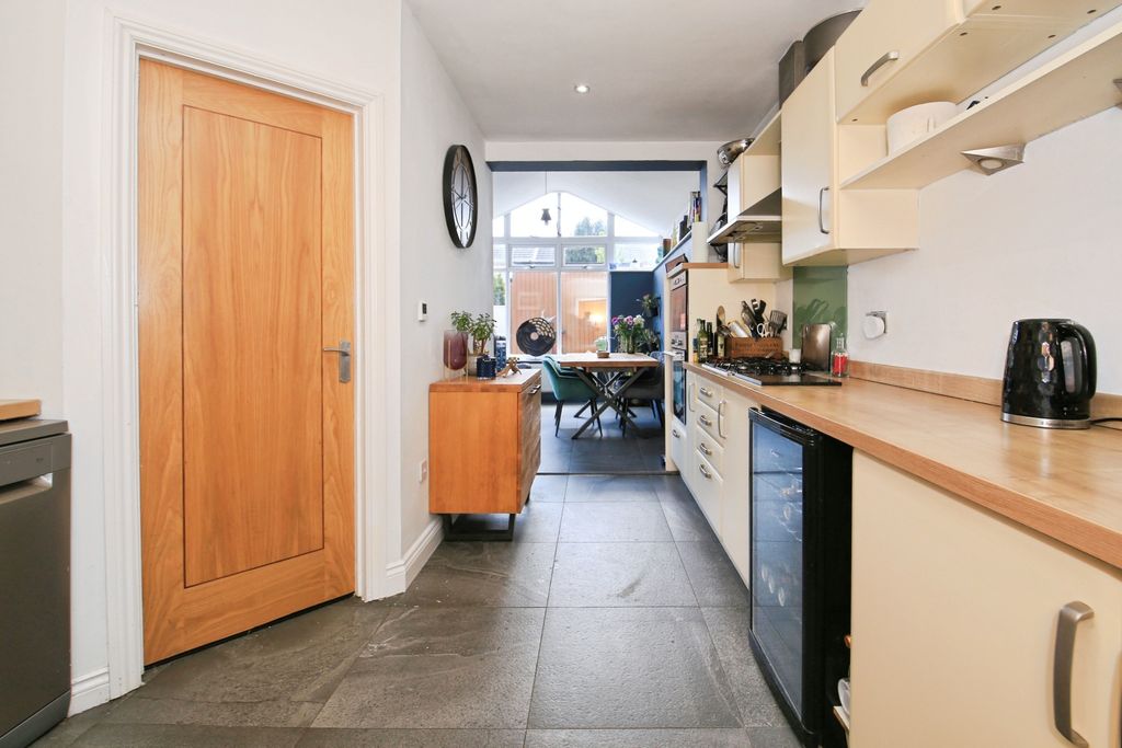 Property photo 3 of 21 Img_8835