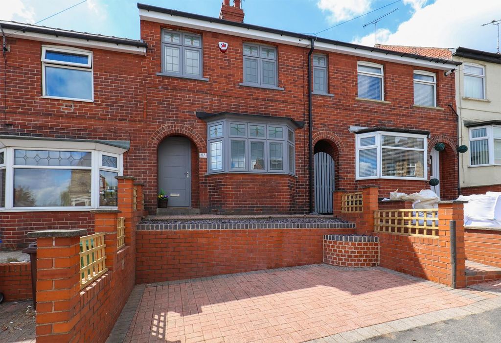 Property photo 1 of 16 Ext 2.Jpg