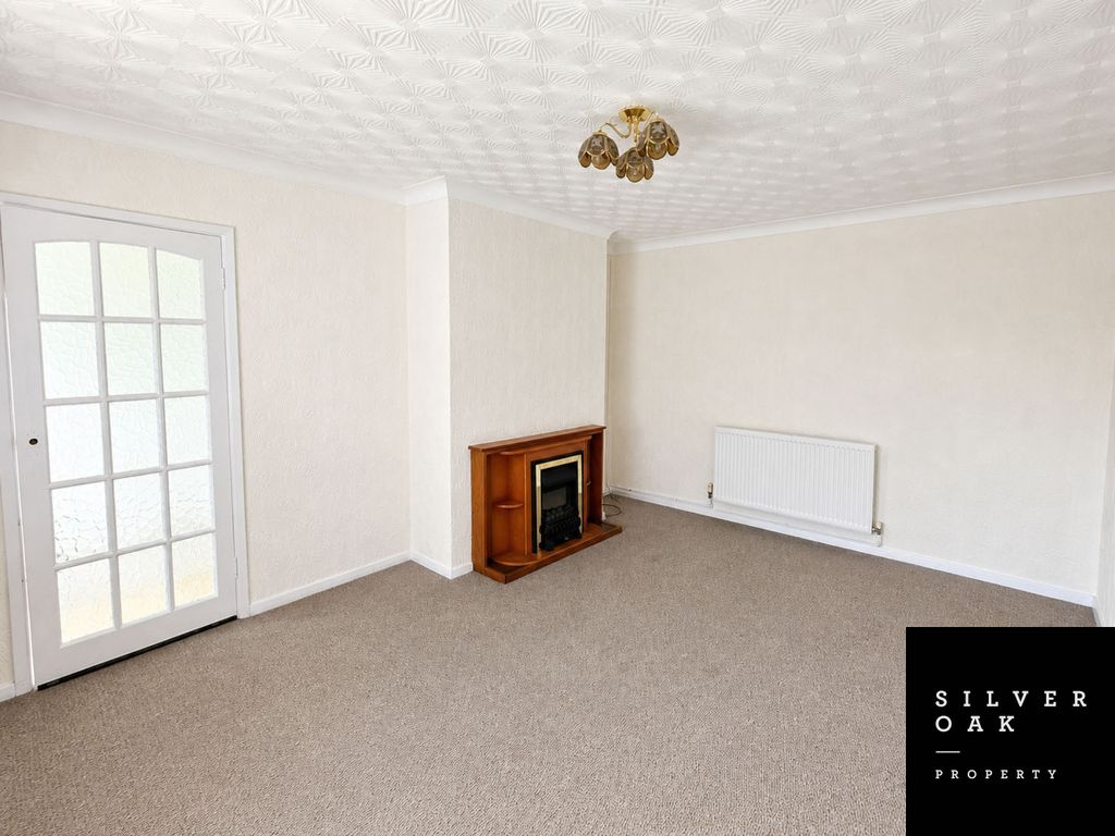Property photo 3 of 12 3
