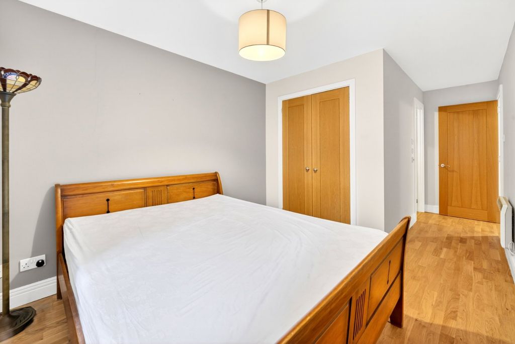 Property photo 3 of 15 Picture No. 04