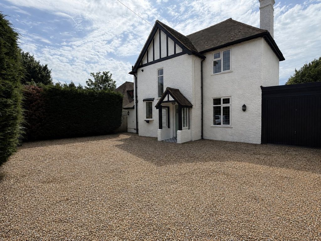 Property photo 1 of 28