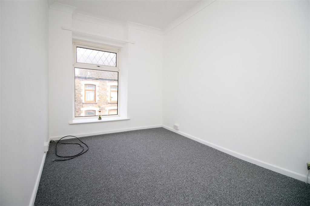 Additional image 10 of 3 bed semi-detached house to rentWhitting Street Porth, Porth CF39