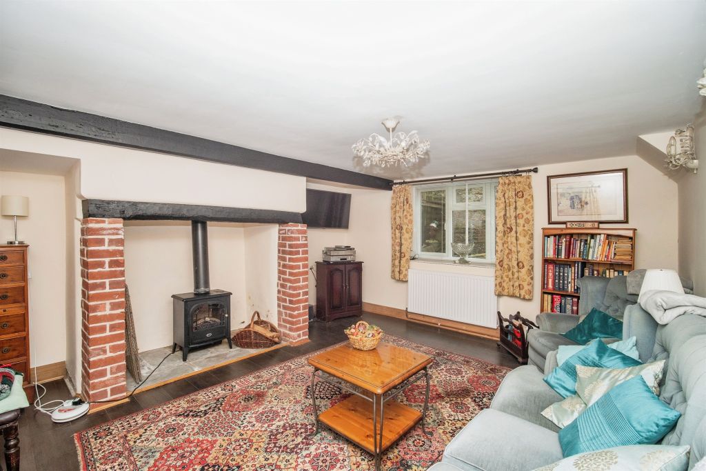 Property photo 2 of 17