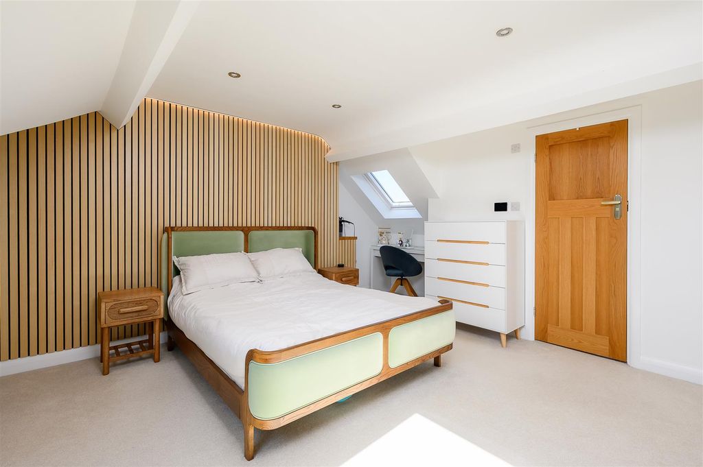 Property photo 3 of 19 Bedroom Four