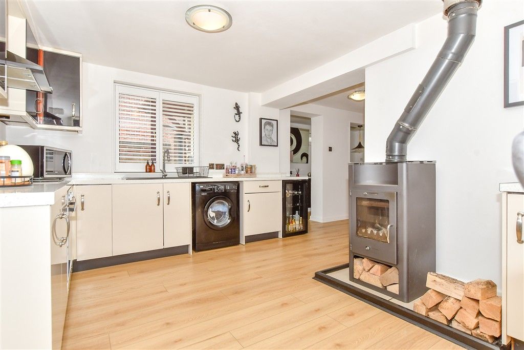 Property photo 2 of 13 Kitchen