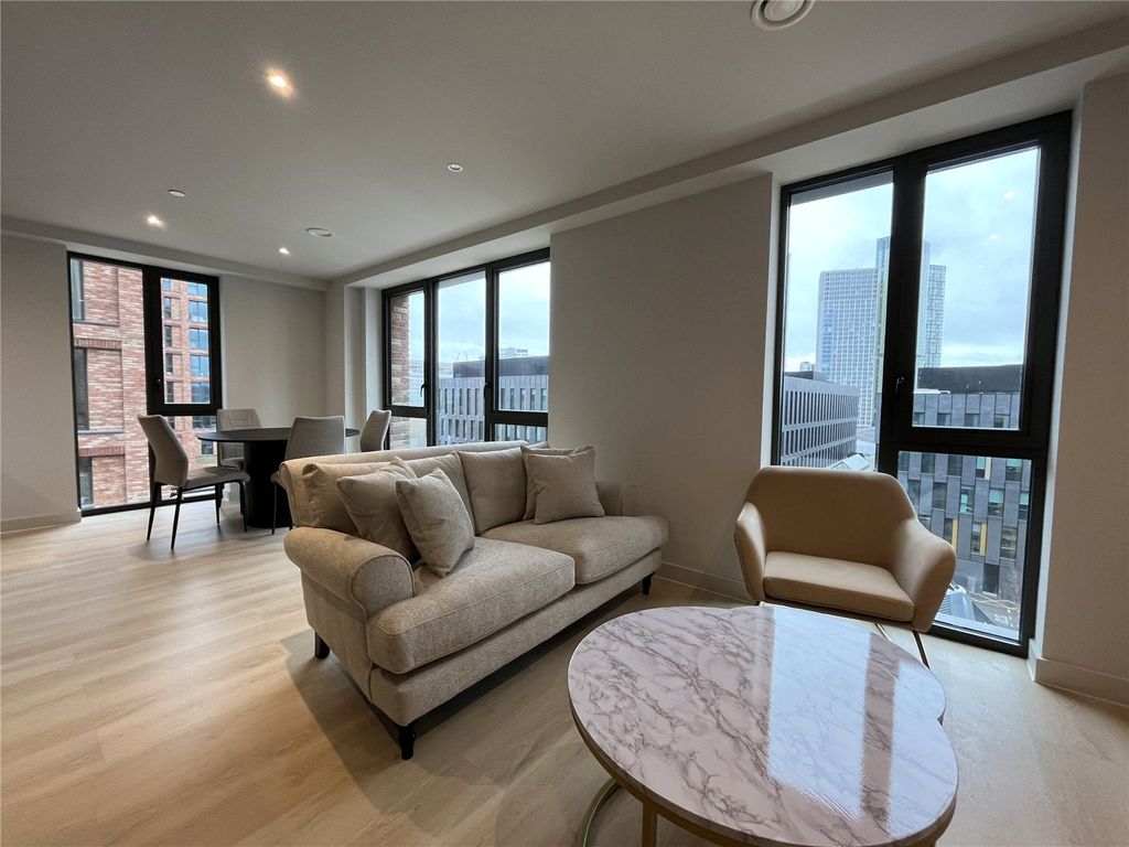 Property photo 2 of 31 Picture No. 02