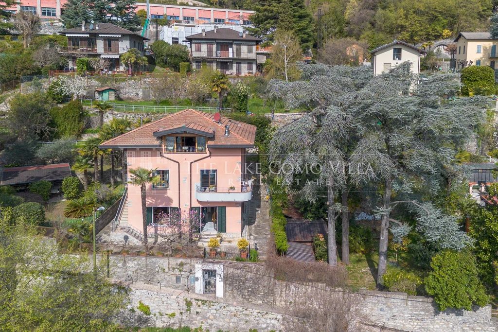 Property photo 2 of 60 The Lake Como Villa-Via Piave 7