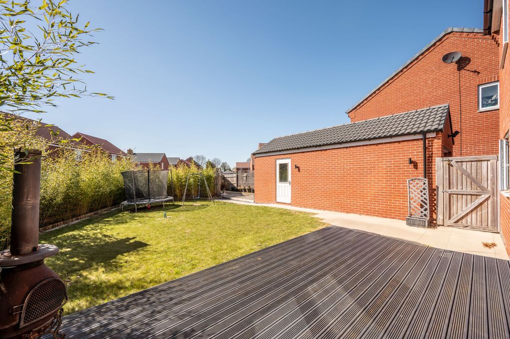Additional image 20 of 5 bed detached house for saleHodgson Avenue, Leiston IP16
