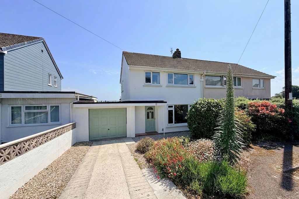 Property photo 1 of 21