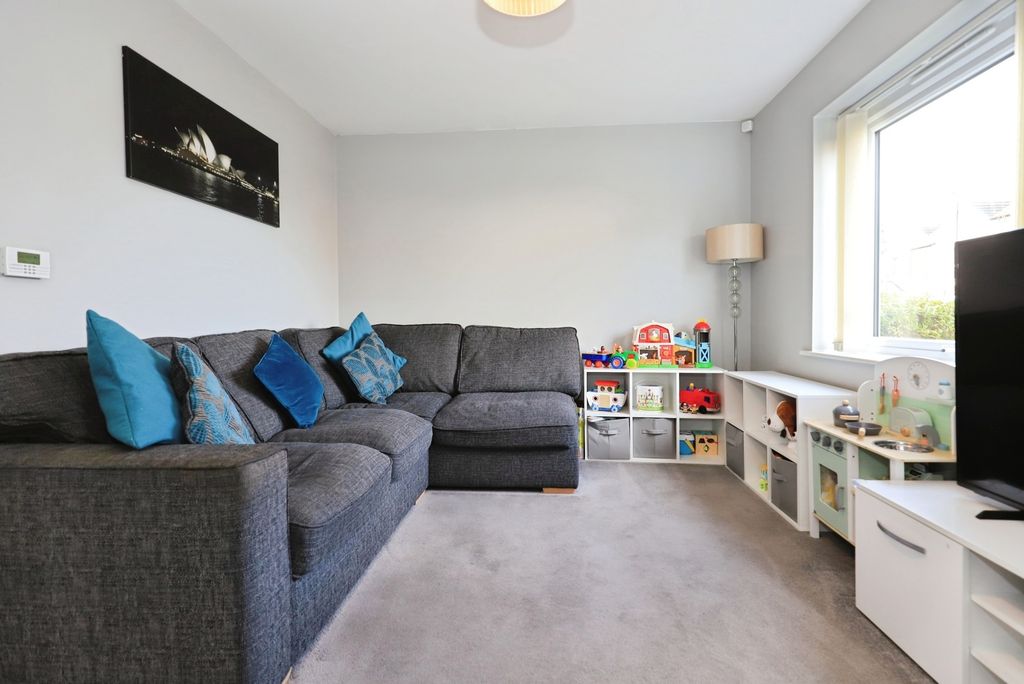 Property photo 2 of 19 Pbox-Img.Jpg