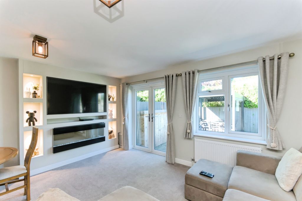 Property photo 2 of 19