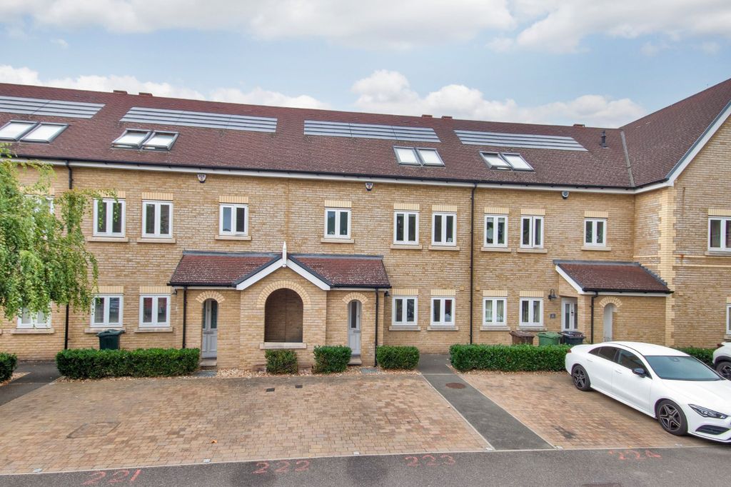 Property photo 1 of 20 External