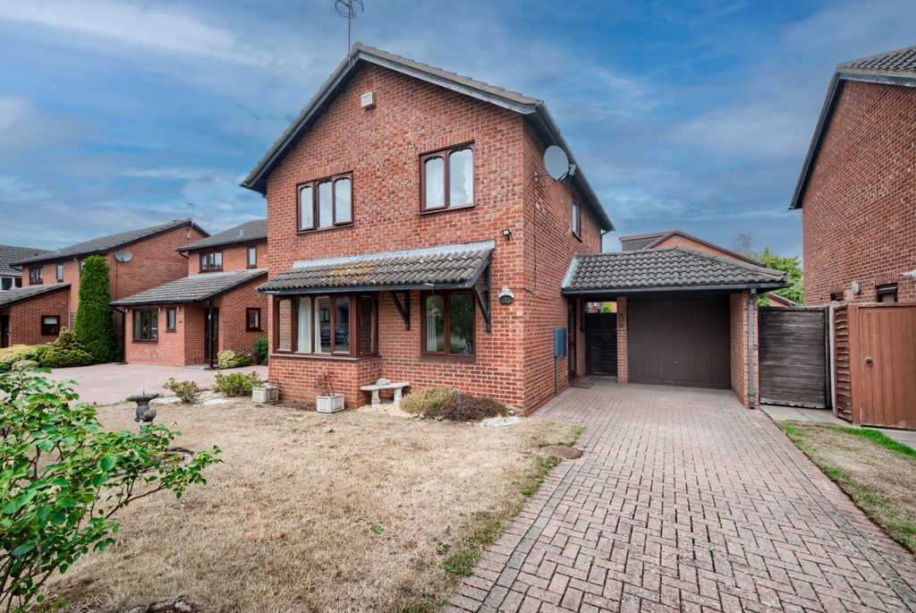 Property photo 1 of 15 Xh2A0546-Hdr(3)-Edit